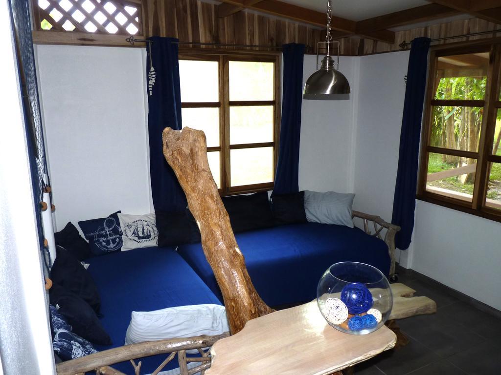 3 Bamboo Eco Lodge กาอุยตา ภายนอก รูปภาพ