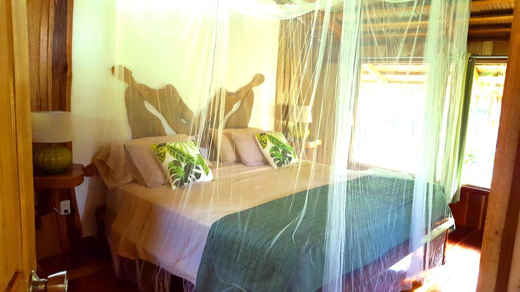 3 Bamboo Eco Lodge กาอุยตา ภายนอก รูปภาพ