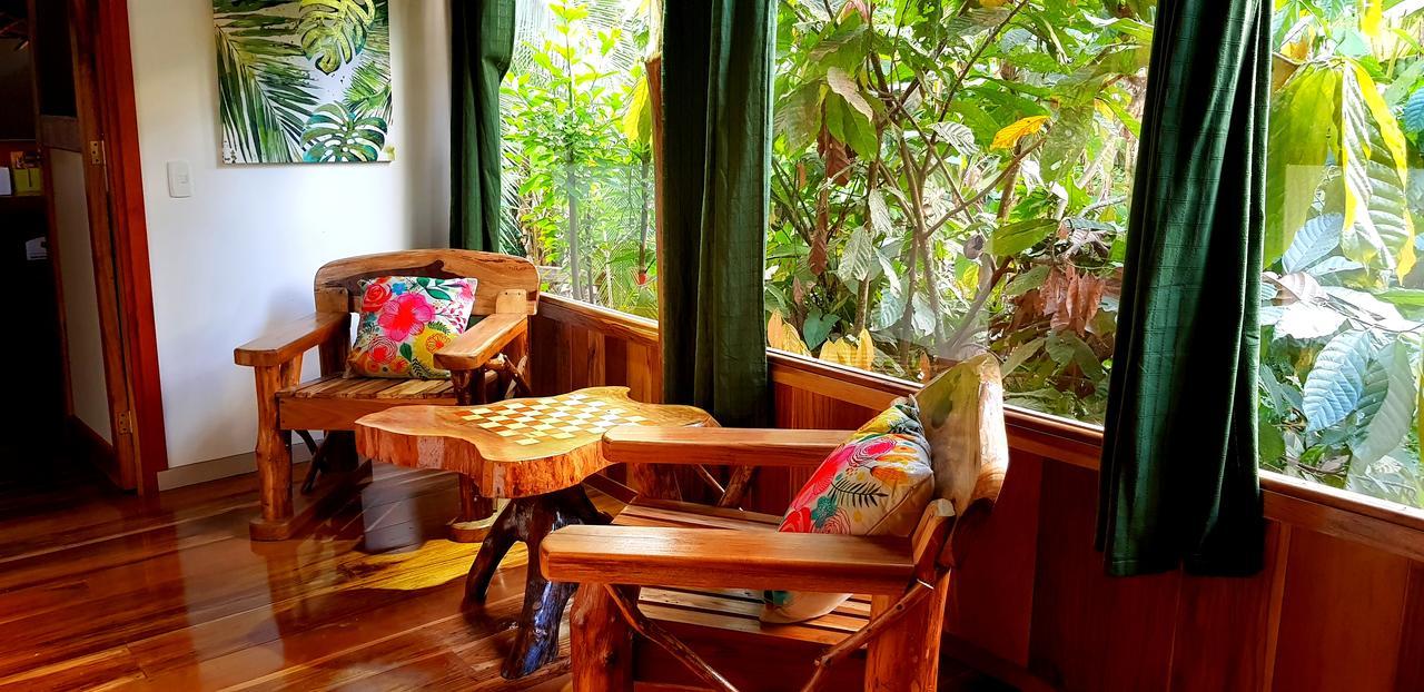 3 Bamboo Eco Lodge กาอุยตา ภายนอก รูปภาพ