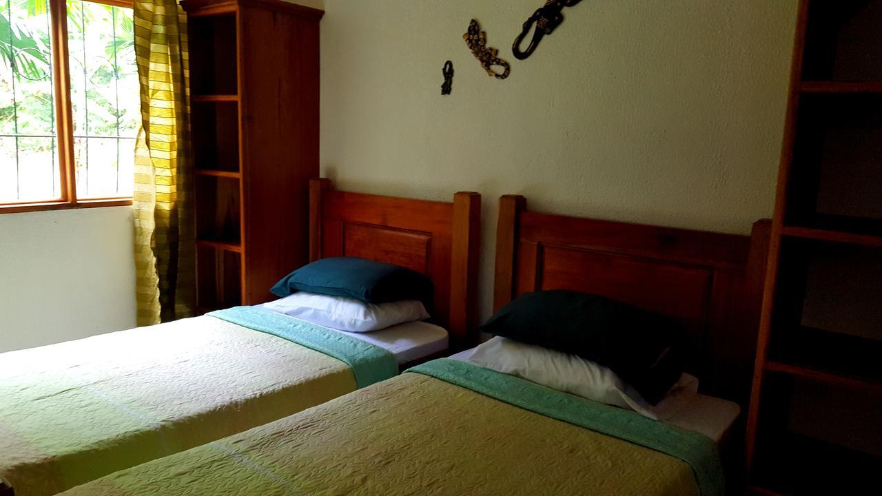 3 Bamboo Eco Lodge กาอุยตา ภายนอก รูปภาพ