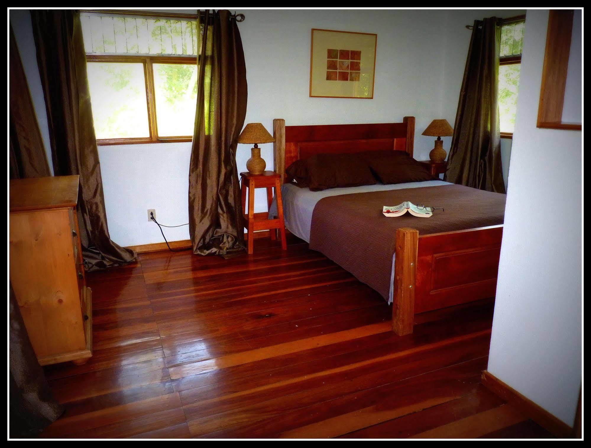 3 Bamboo Eco Lodge กาอุยตา ภายนอก รูปภาพ