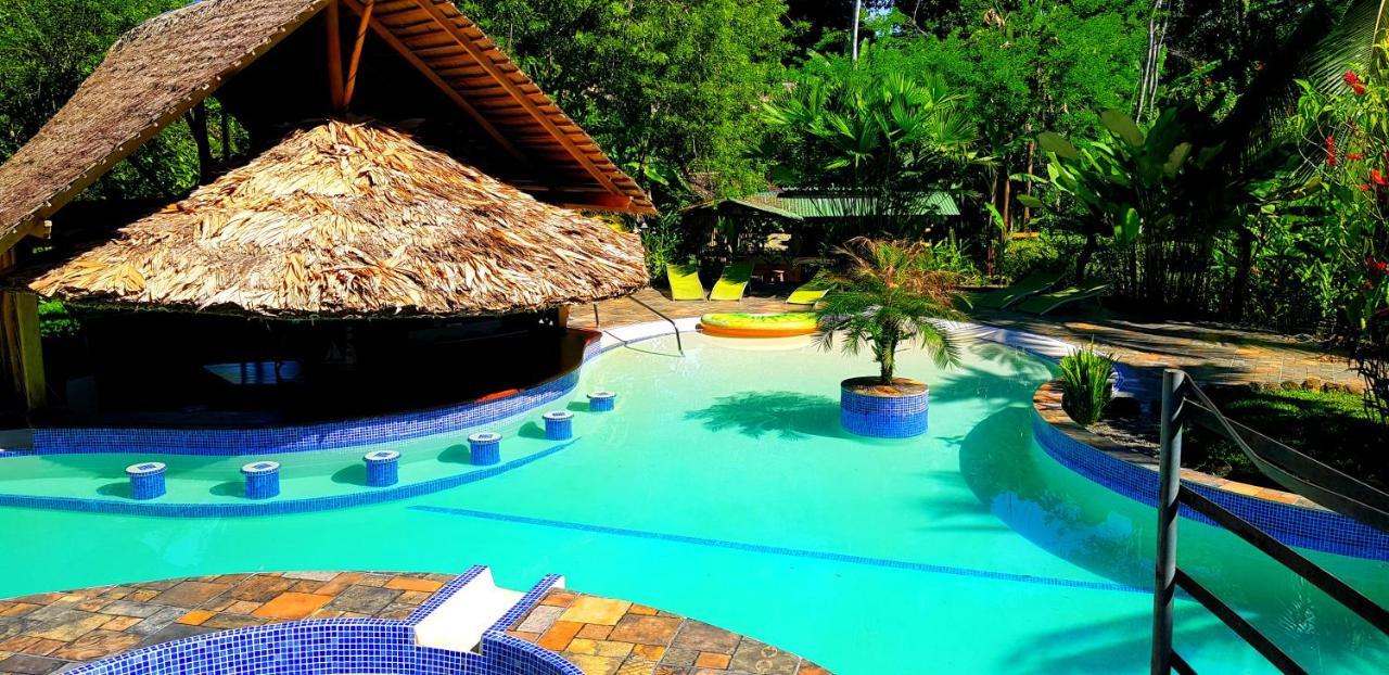 3 Bamboo Eco Lodge กาอุยตา ภายนอก รูปภาพ