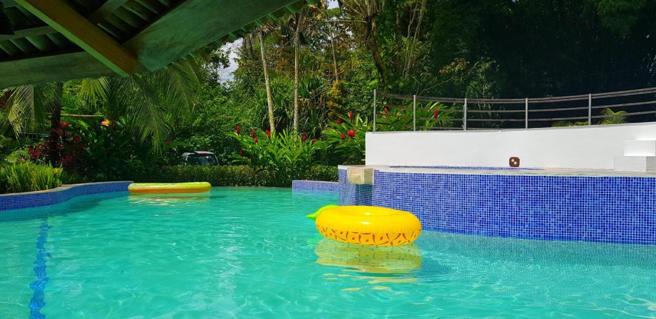3 Bamboo Eco Lodge กาอุยตา ภายนอก รูปภาพ